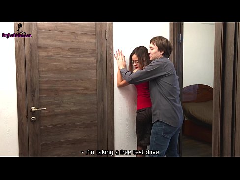 ❤️ Imobiliário Sensually Jerks Her Pussy e Fuck Enquanto Vende o Seu Apartamento - Krempai ️❌ Porno doméstico em nós ️❤